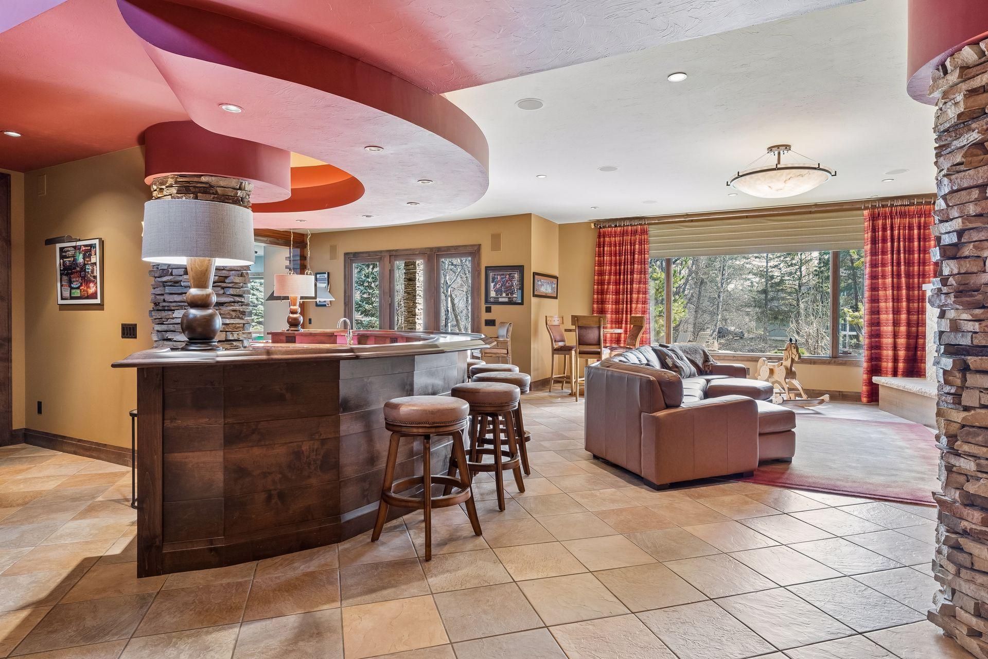 Saint Paul, Minnesota, 55118, United States, 3 Bedrooms Bedrooms, ,3 BathroomsBathrooms,Residential,Active,2036049