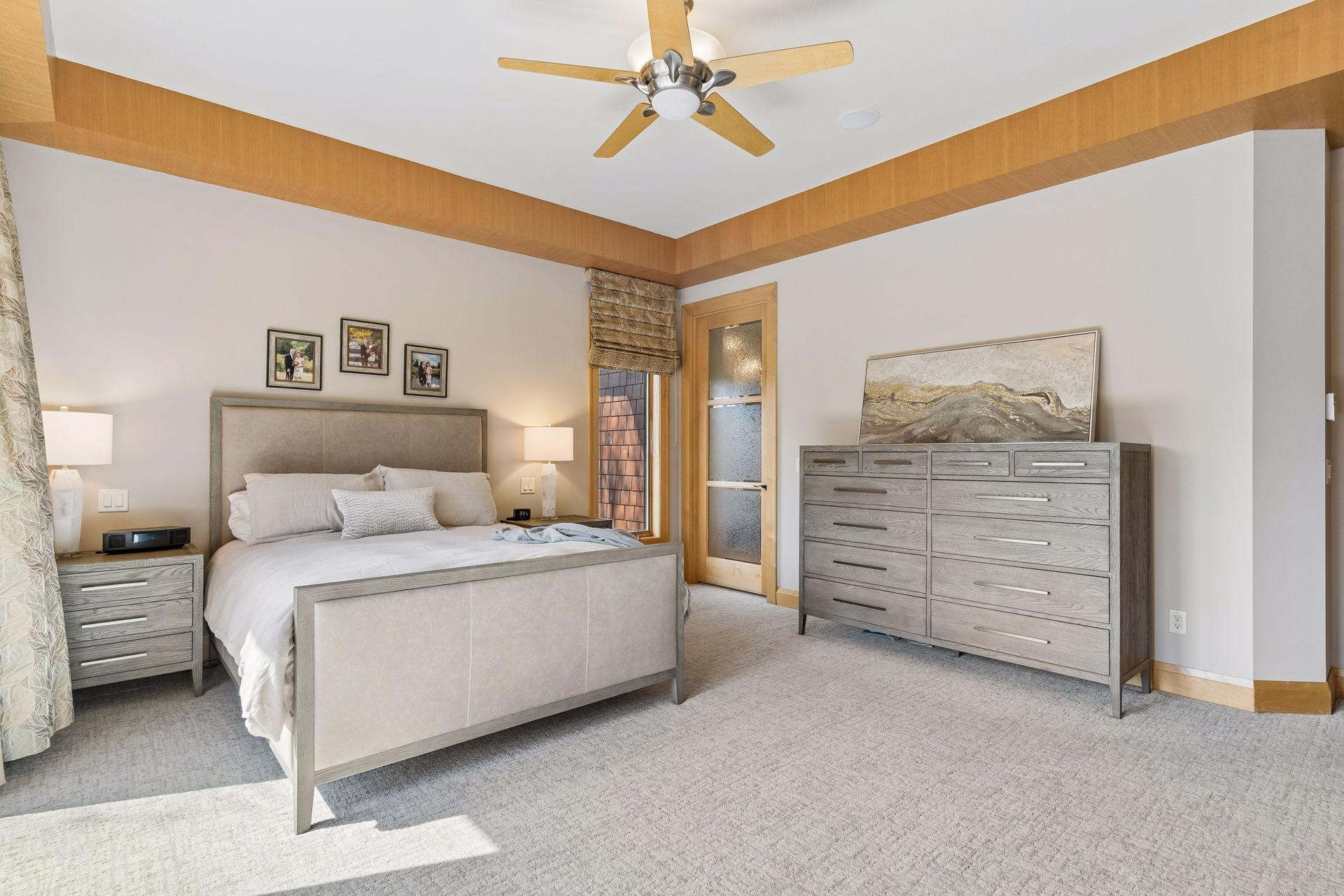 Saint Paul, Minnesota, 55118, United States, 3 Bedrooms Bedrooms, ,3 BathroomsBathrooms,Residential,Active,2036049