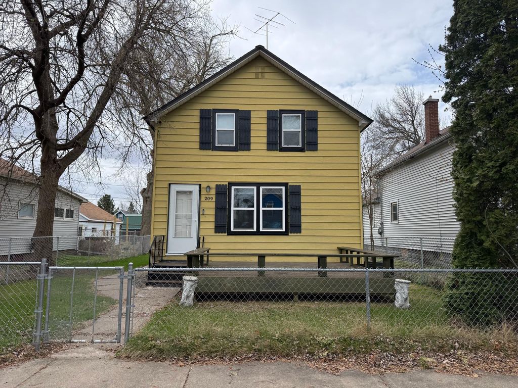 Photo of 209 W Howard Avenue, Keewatin, MN 55753 (MLS # 7070134)