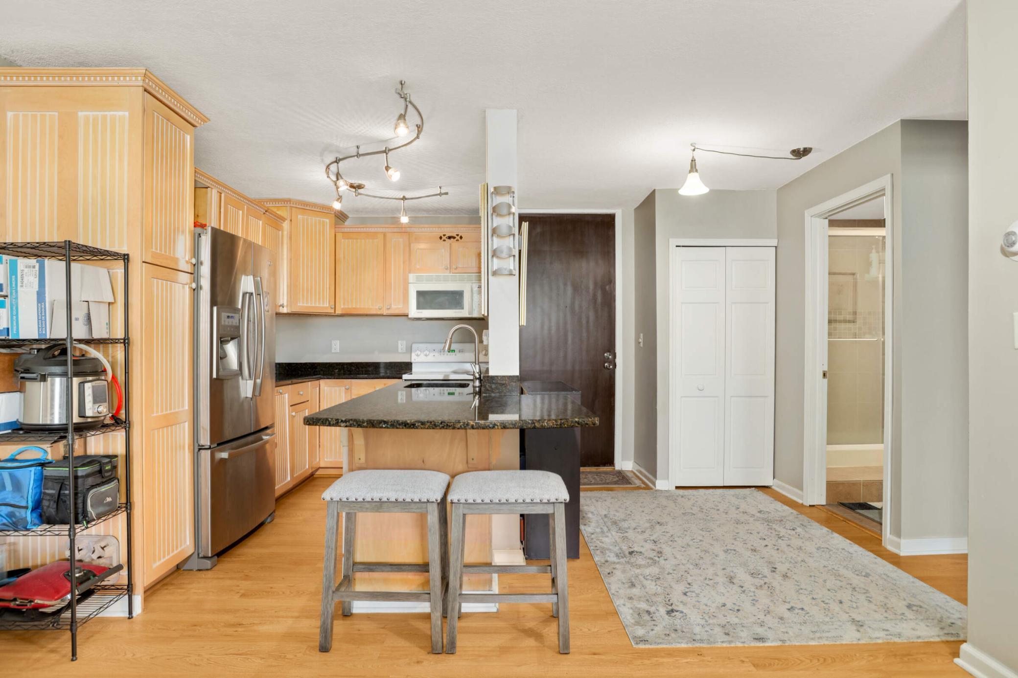 2800 Hamline Avenue N 121