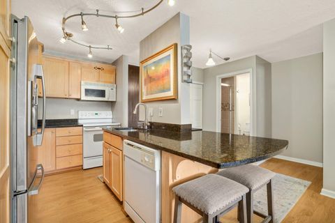 2800 Hamline Avenue N 121 Roseville MN 55113