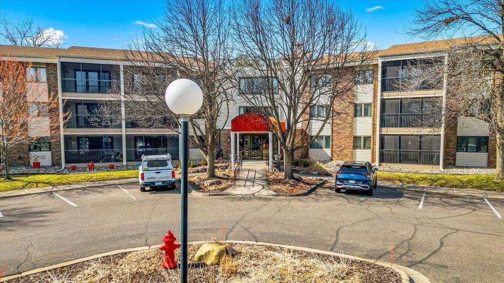 Photo of 3150 Glen Oaks Avenue #105A, White Bear Lake, MN 55110 (MLS # 7046377)