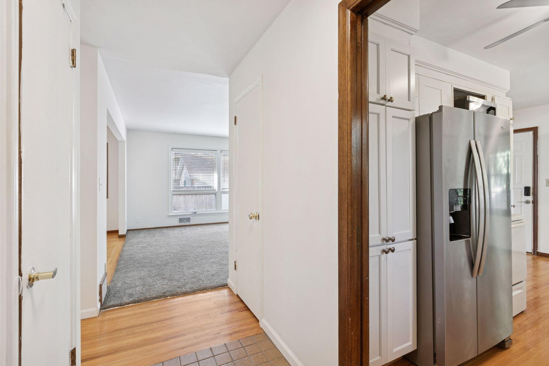 1410 Hillsboro Avenue S