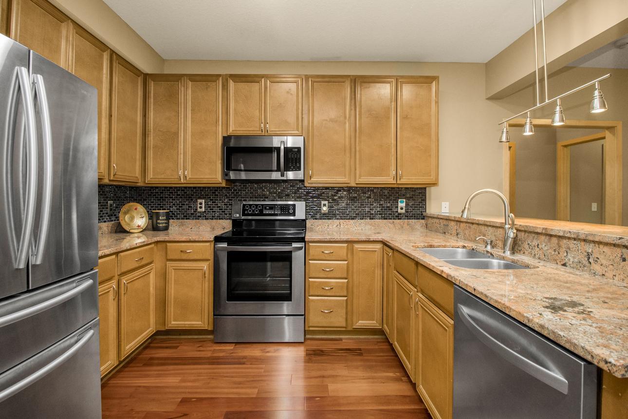 10806 S Shore Drive 109