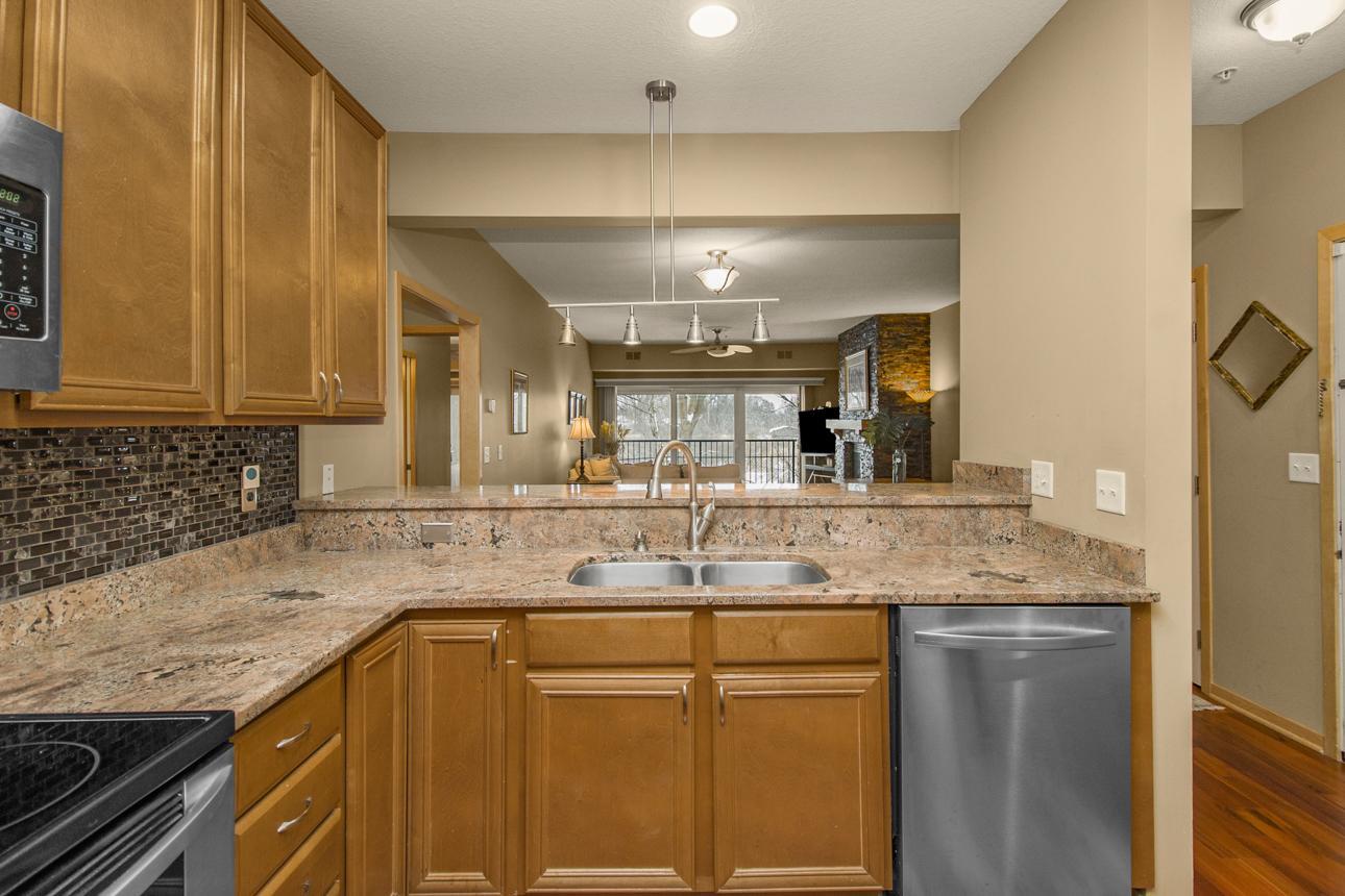 10806 S Shore Drive 109