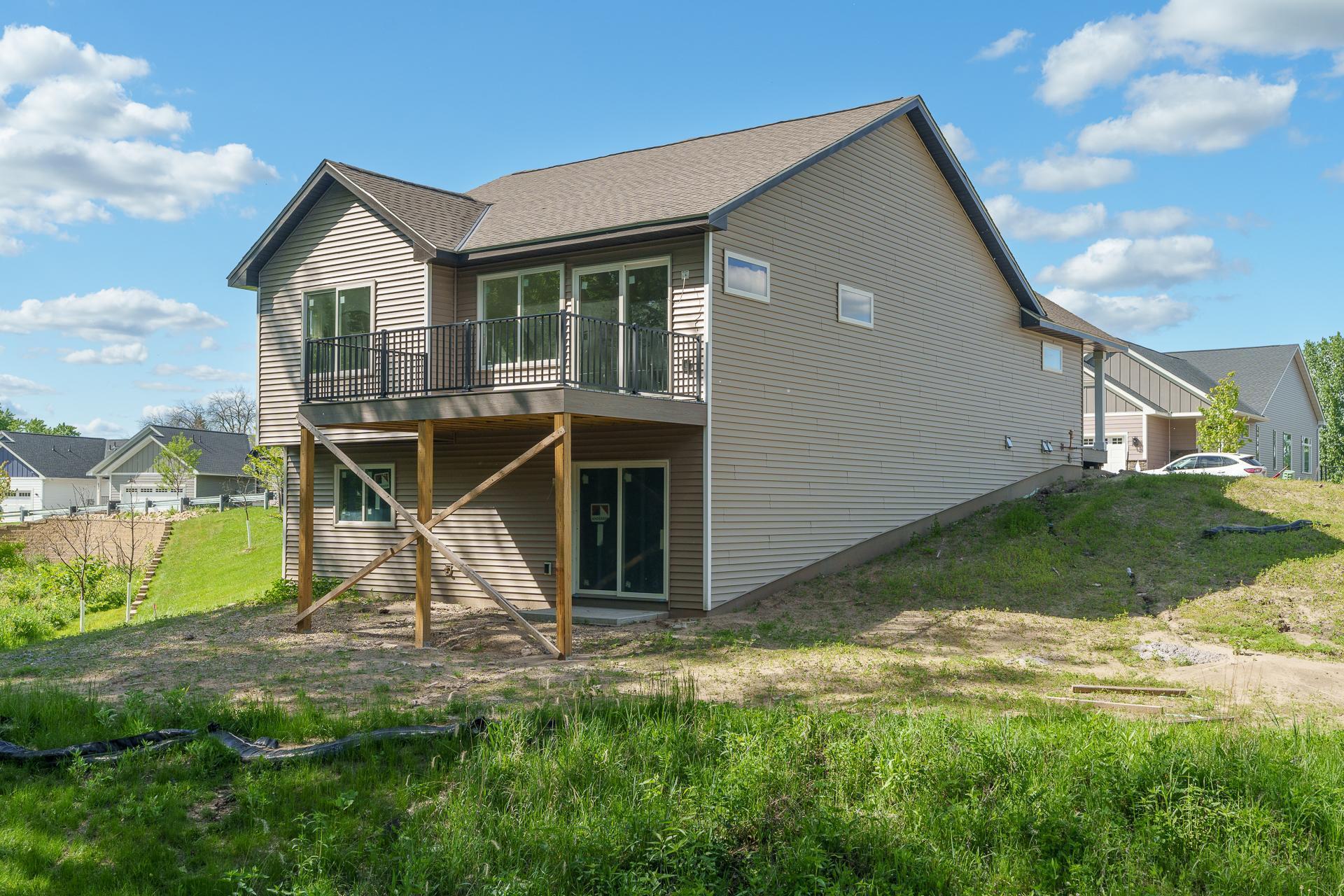 230 McCarrons Place W
