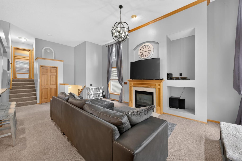 Photo of 10154 Country Club Curve, Woodbury, MN 55129 (MLS # 7151430)