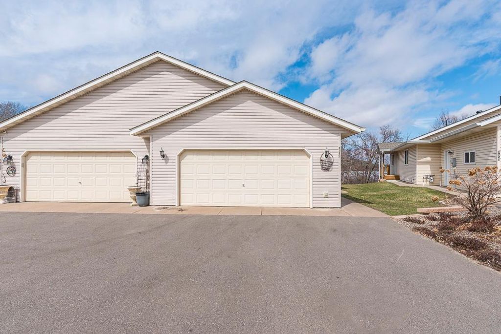 Photo of 1719 13th Avenue NE, Brainerd, MN 56401 (MLS # 7047974)