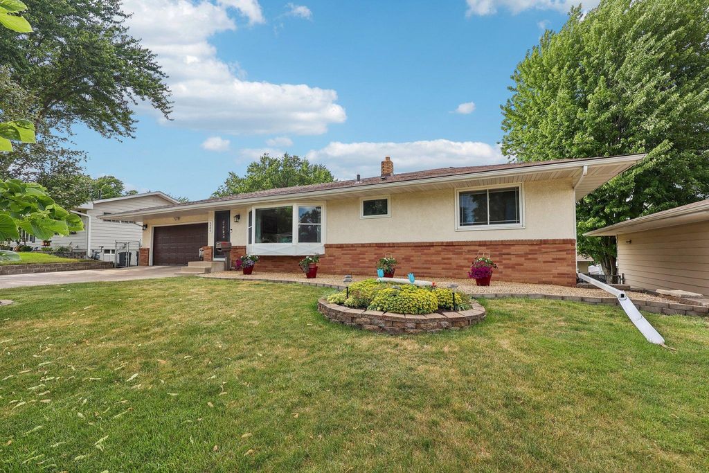 Photo of 3403 71st Street E, Inver Grove Heights, MN 55076 (MLS # 7084579)