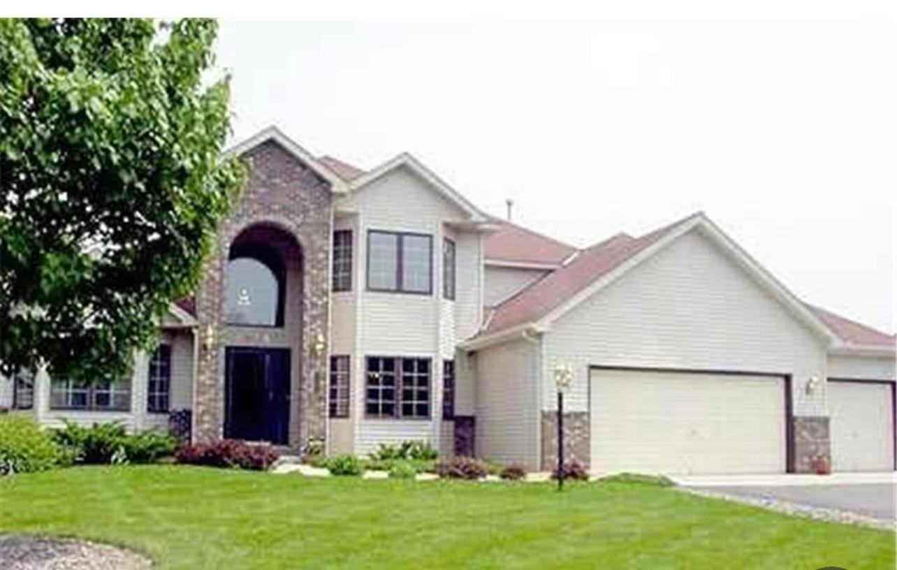 8362 Emerald Lane