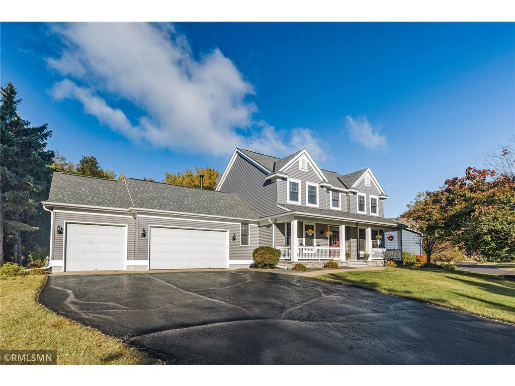 13 Echo Lake Boulevard