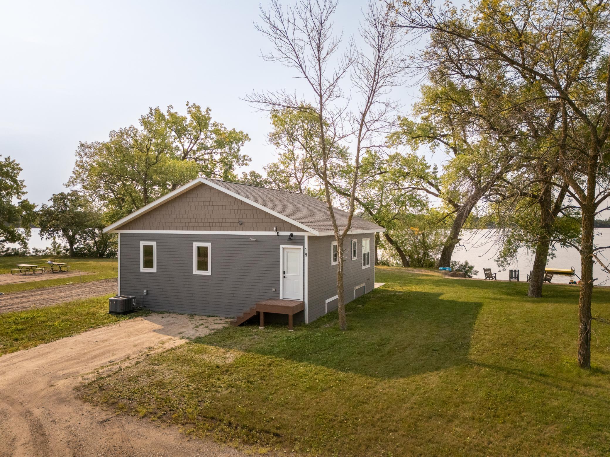 3551 W Mill Lake Road SW 19