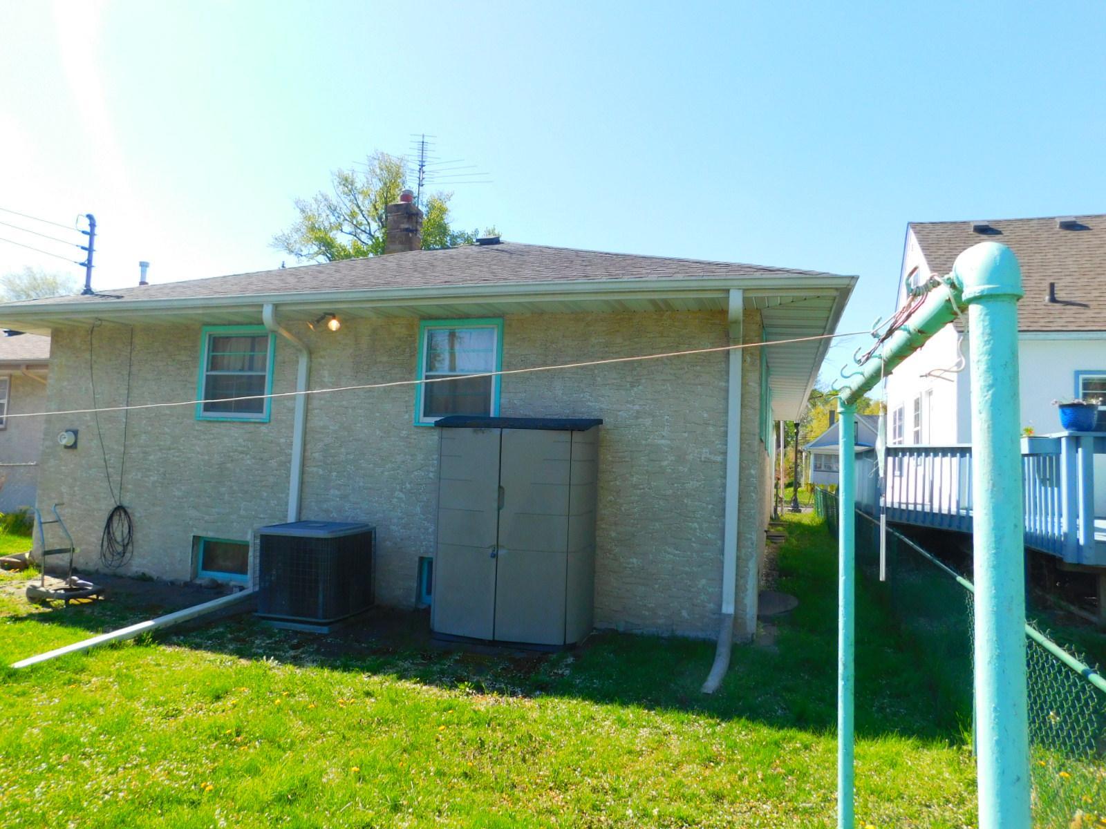 1087 Magnolia Avenue E