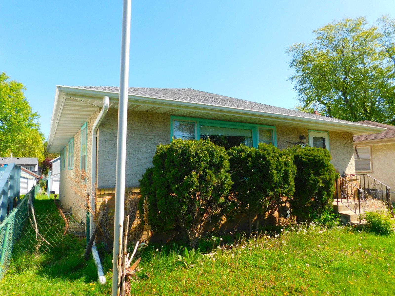 1087 Magnolia Avenue E