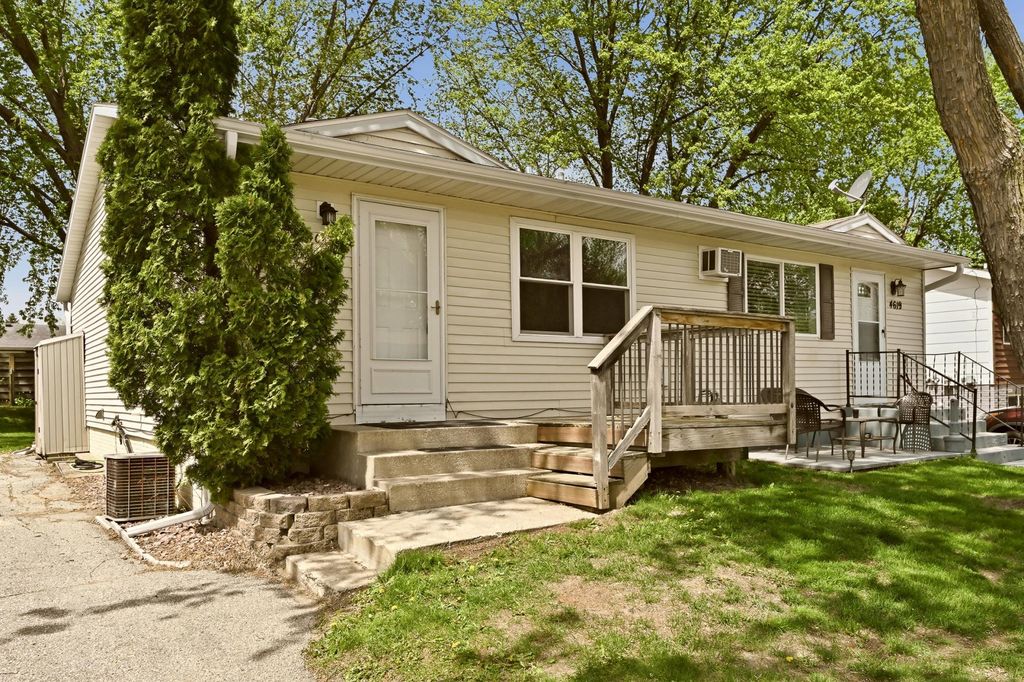Photo of 4617 14th Avenue NW, Rochester, MN 55901 (MLS # 7069223)
