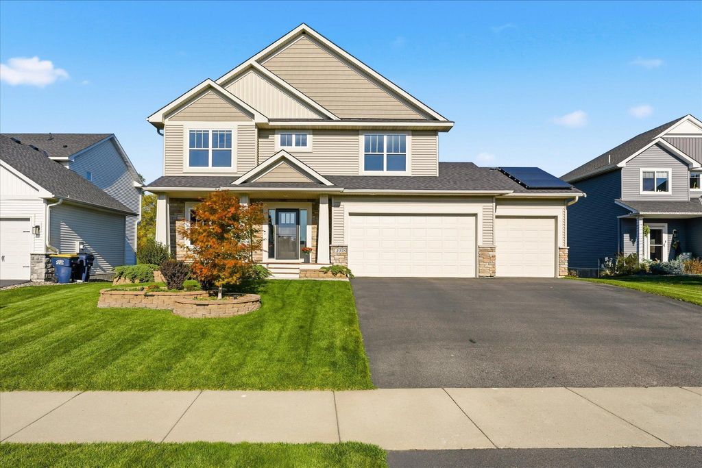 Photo of 13918 Ashford Path, Rosemount, MN 55068 (MLS # 6799748)