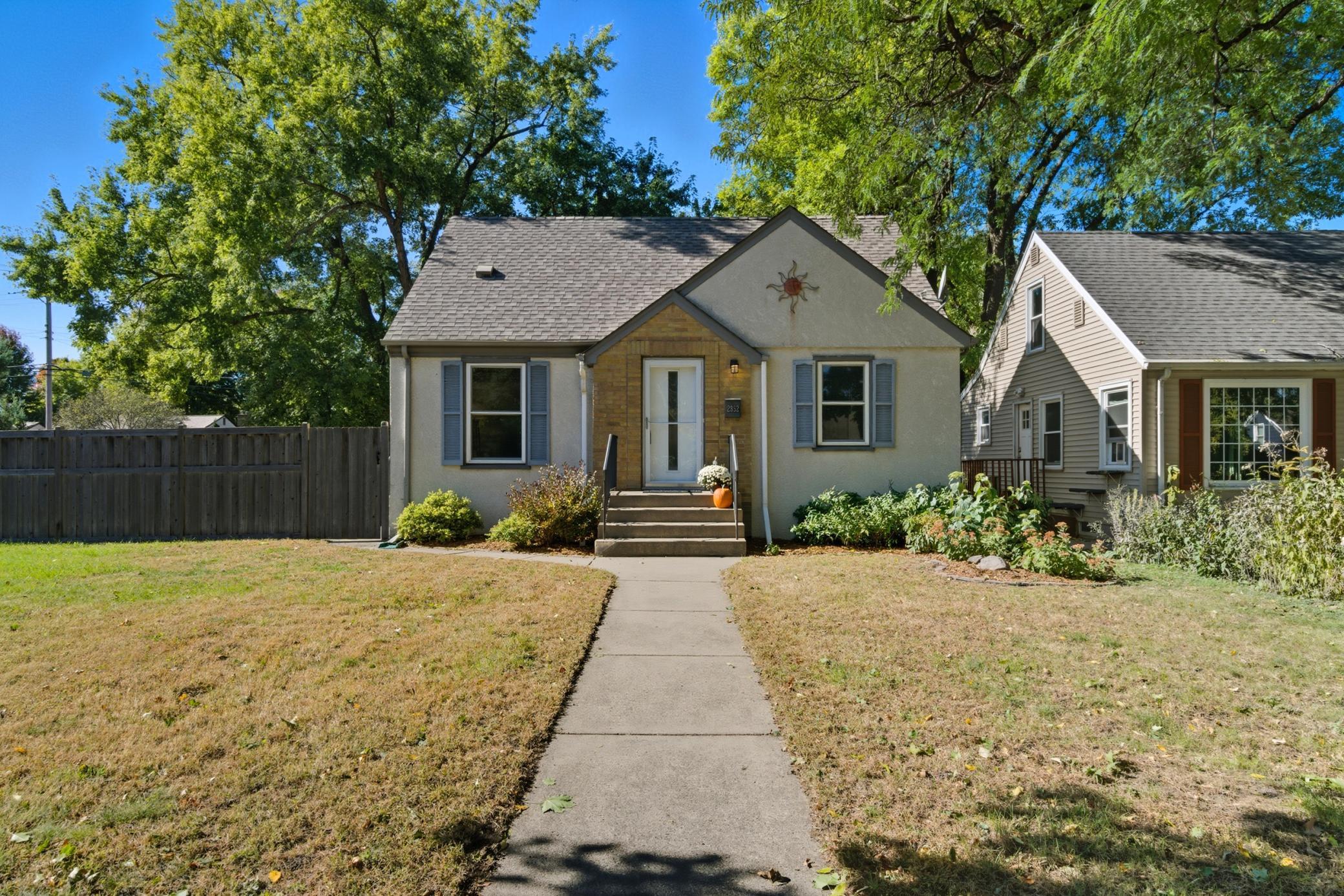 2852 Hampshire Avenue S