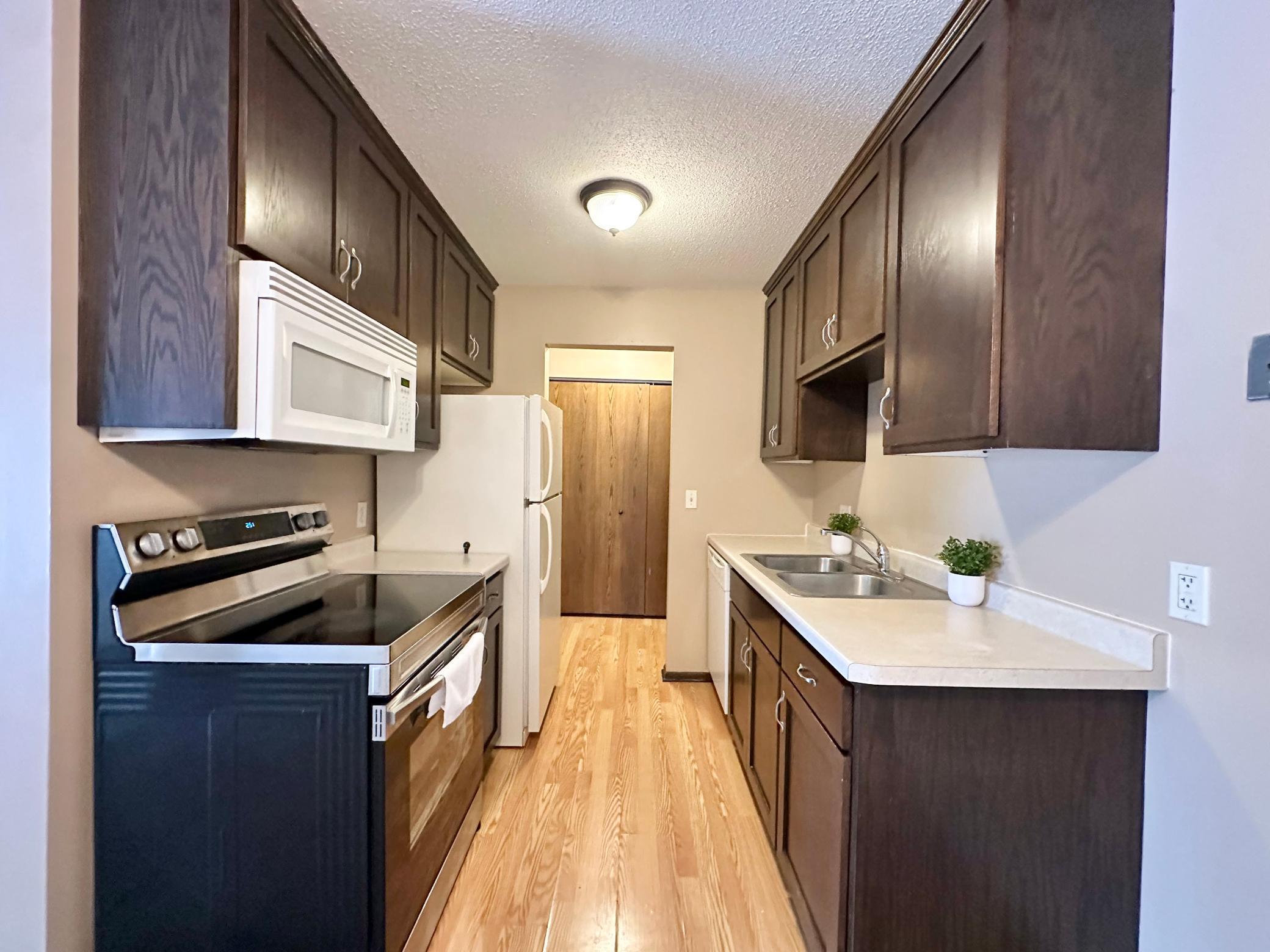 1640 Highway 36 W 345