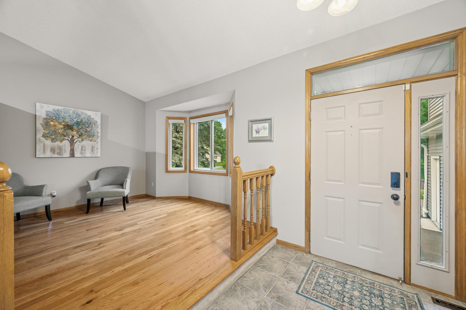 502 Hawthorn Road