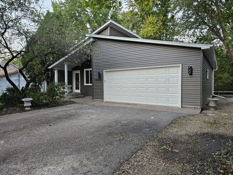1939 Long Lake Road New Brighton MN 55112