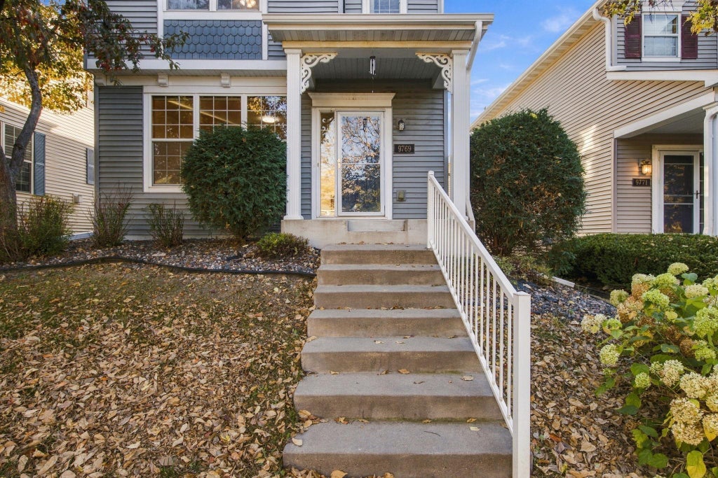 Photo of 9769 Gable Drive, Eden Prairie, MN 55347 (MLS # 7153038)
