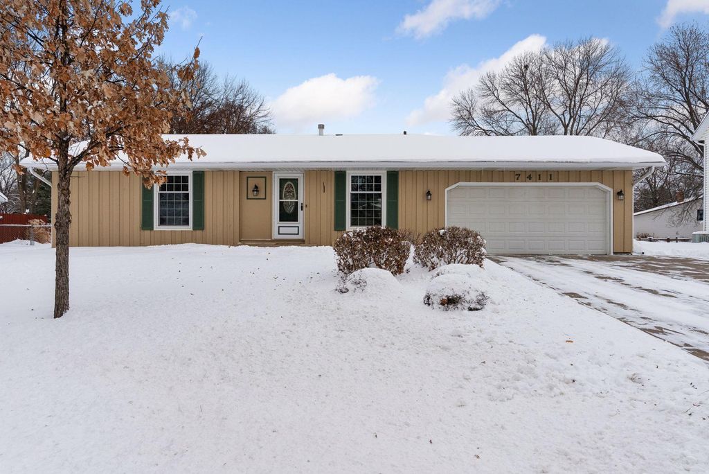 Photo of 7411 Isleton Avenue S, Cottage Grove, MN 55016 (MLS # 6824548)