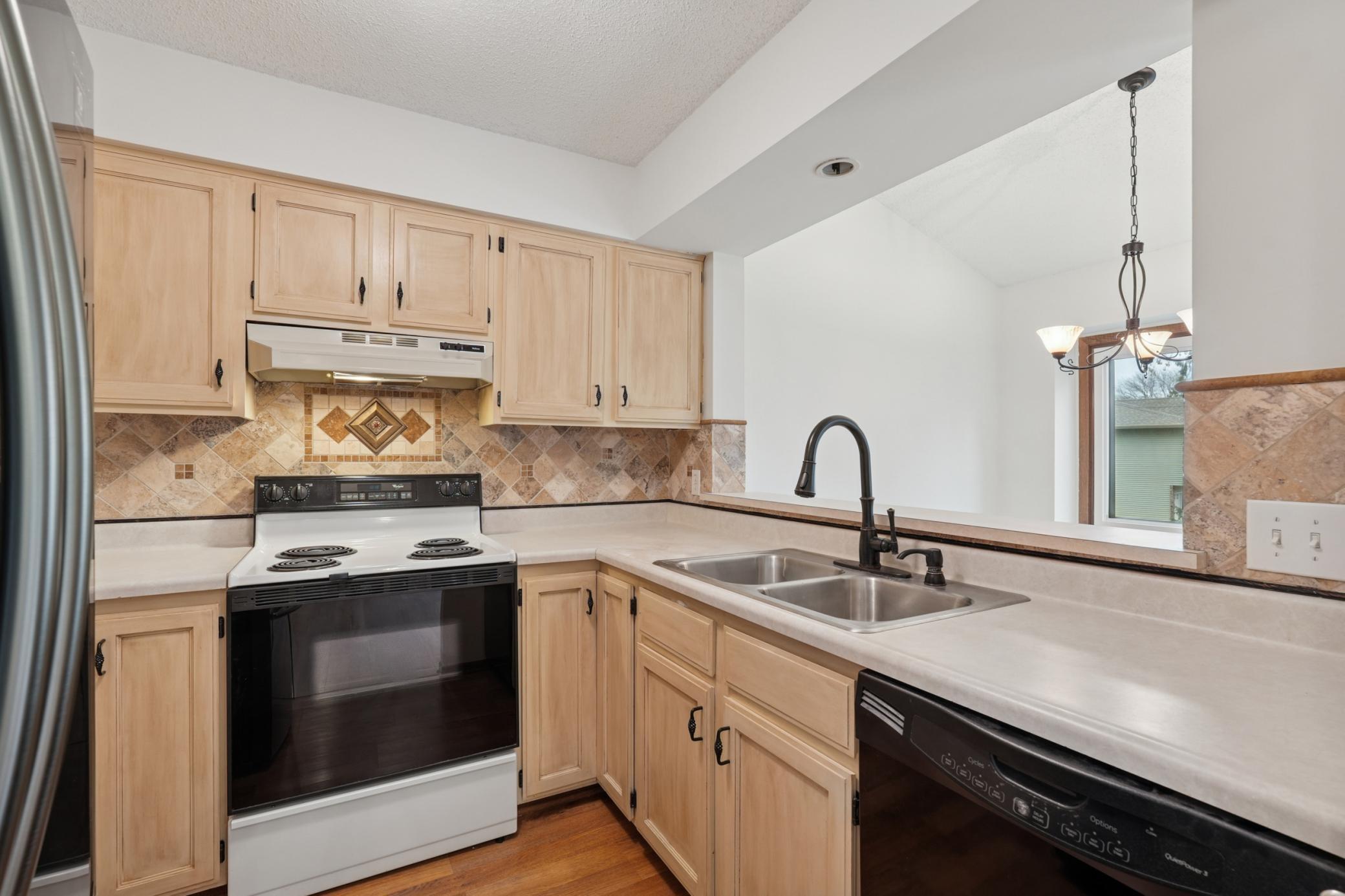 4370 Buckingham Court 1407