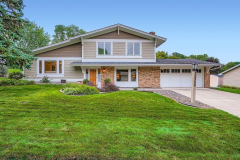 13358 Foliage Avenue Apple Valley MN 55124