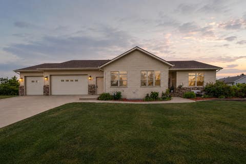 Photo of 969 32nd Street S, Moorhead, MN 56560 (MLS # 7091881)