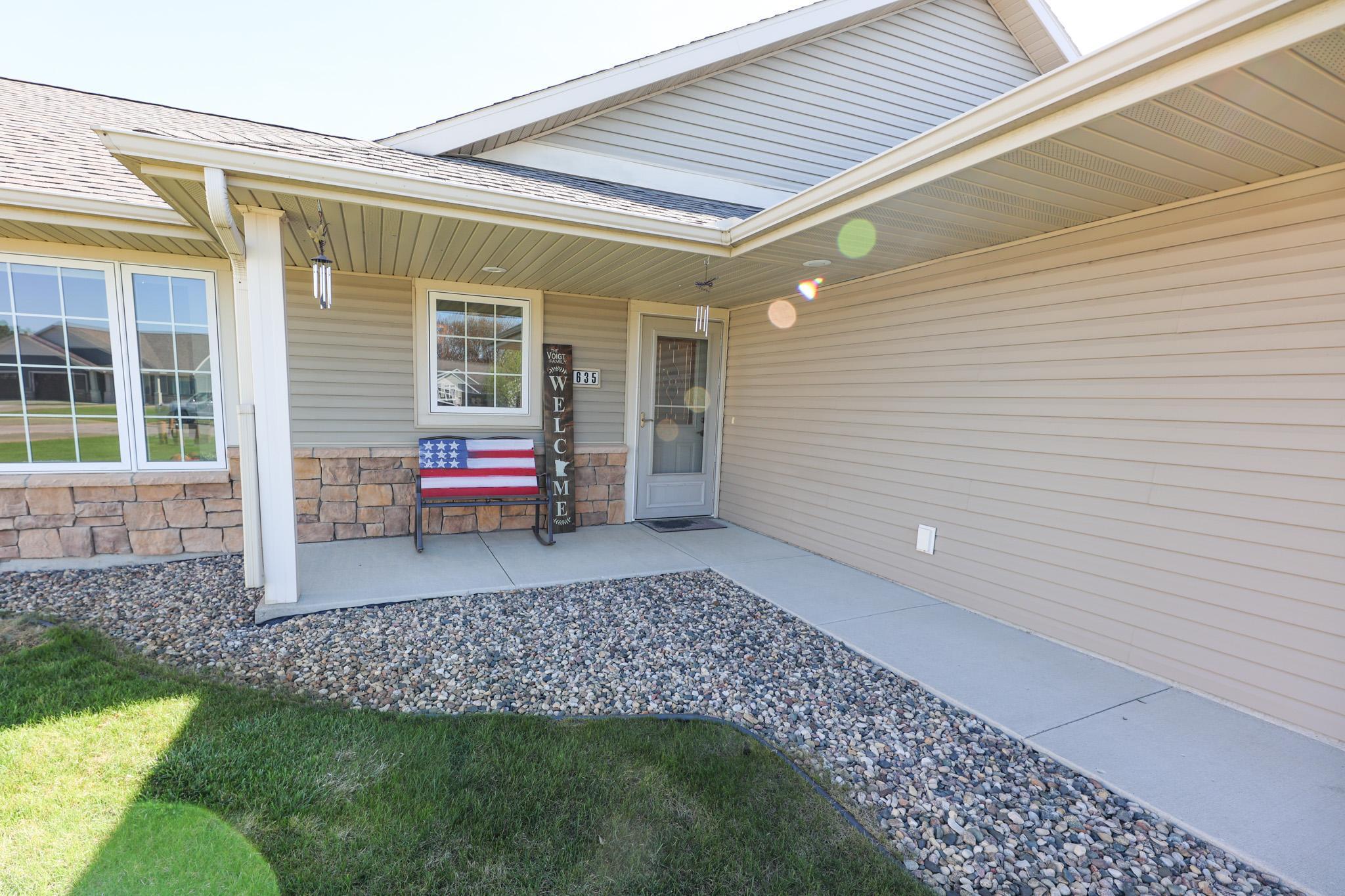 635 Dewberry Lane