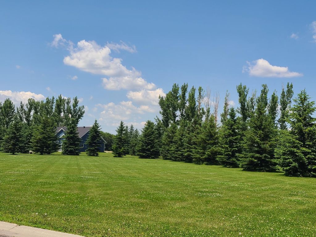 Photo of 212 River Bend Trail, Breckenridge, MN 56520 (MLS # 7010641)