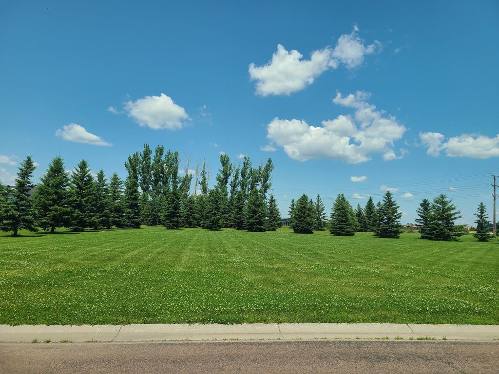 Photo of 212 River Bend Trail, Breckenridge, MN 56520 (MLS # 7010641)