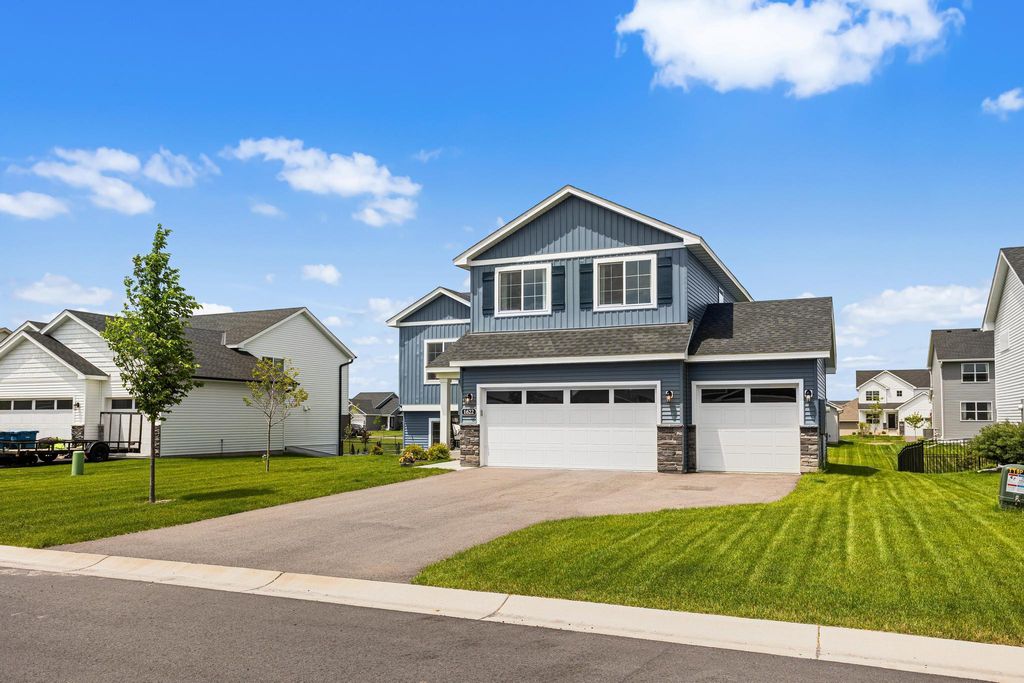 Photo of 1622 Oak Ridge Street, Hanover, MN 55341 (MLS # 7106045)