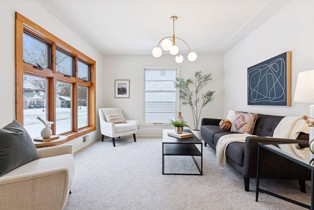 Photo of 1913 Morgan Avenue, Saint Paul, MN 55116 (MLS # 7006868)