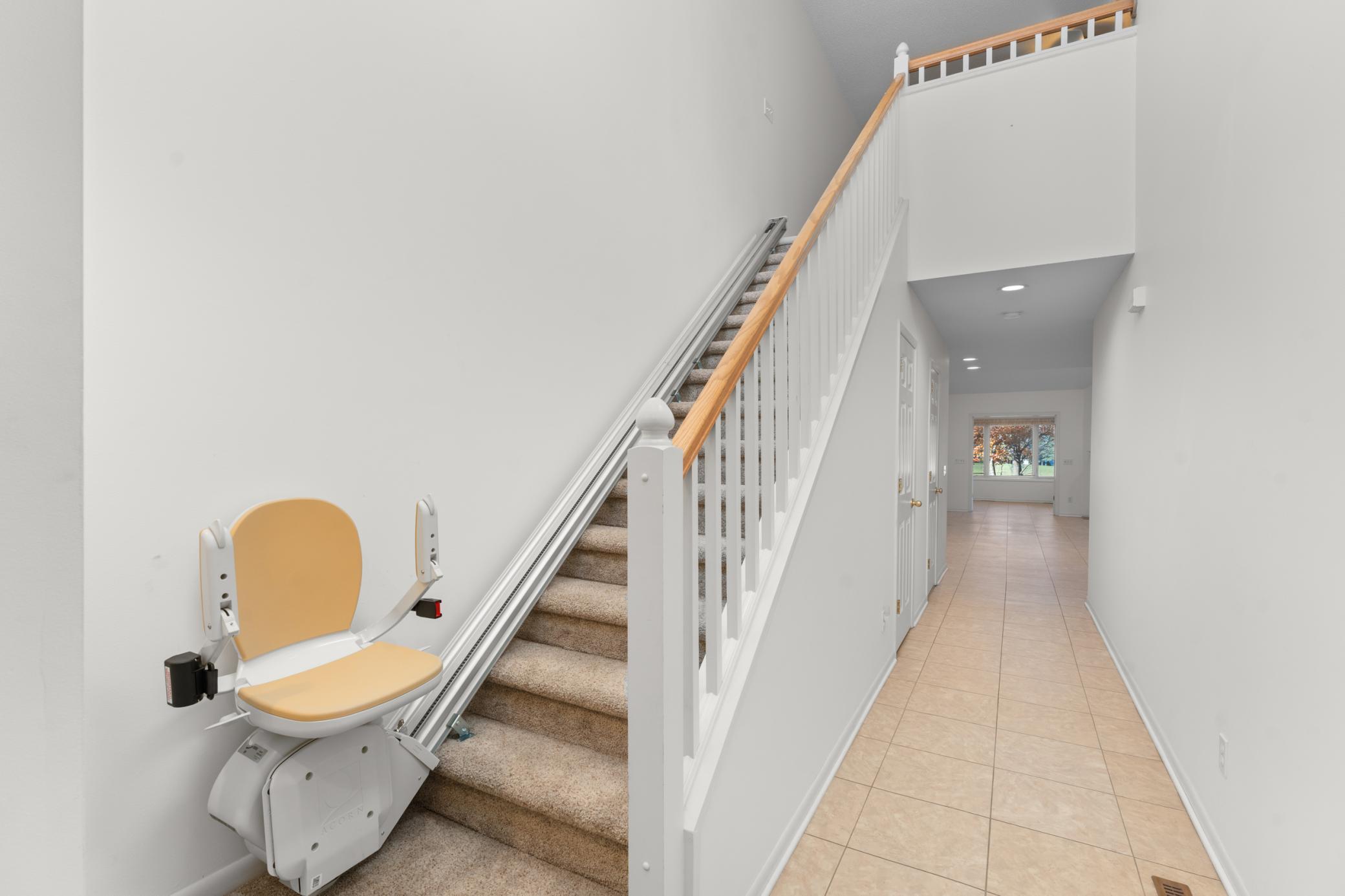 2437 Viola Heights Drive NE