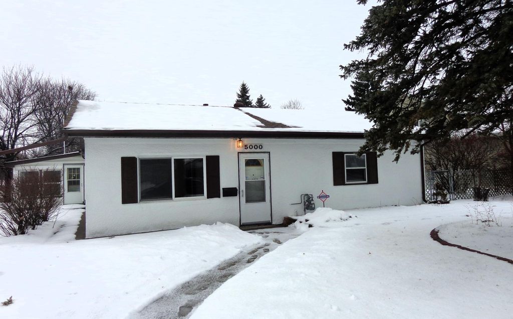 Photo of 5000 Washington Street NE, Columbia Heights, MN 55421 (MLS # 7006132)