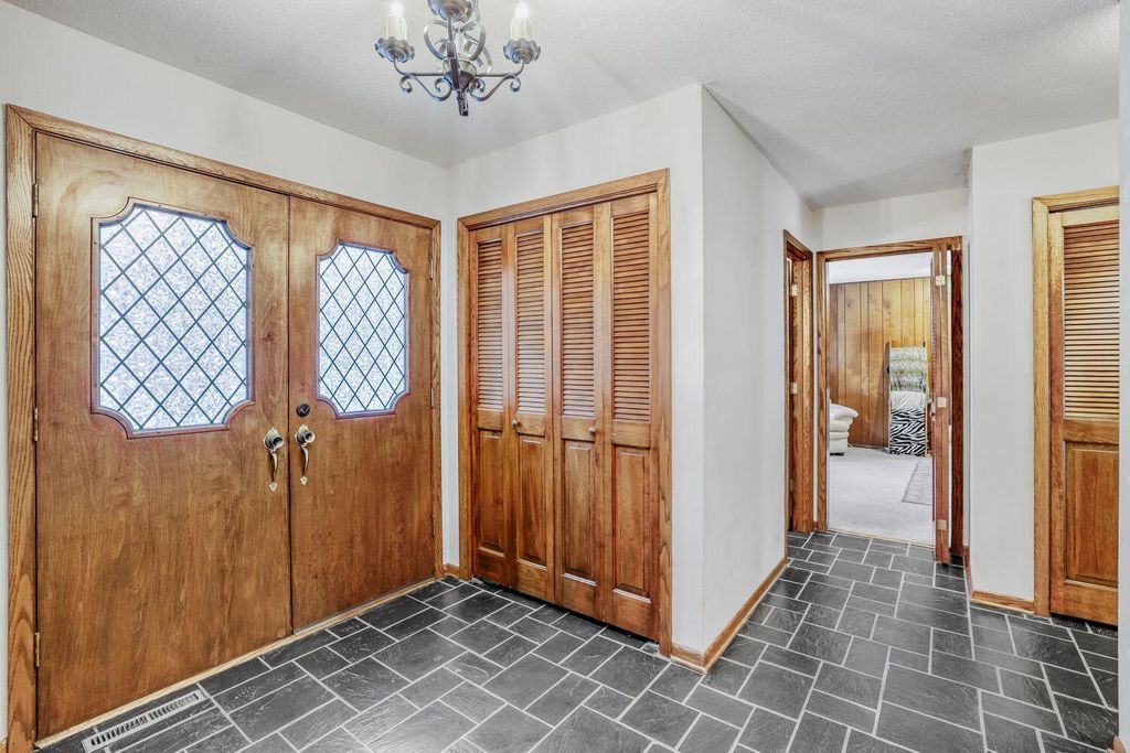 Photo of 2574 Oak Drive, White Bear Lake, MN 55110 (MLS # 7002520)