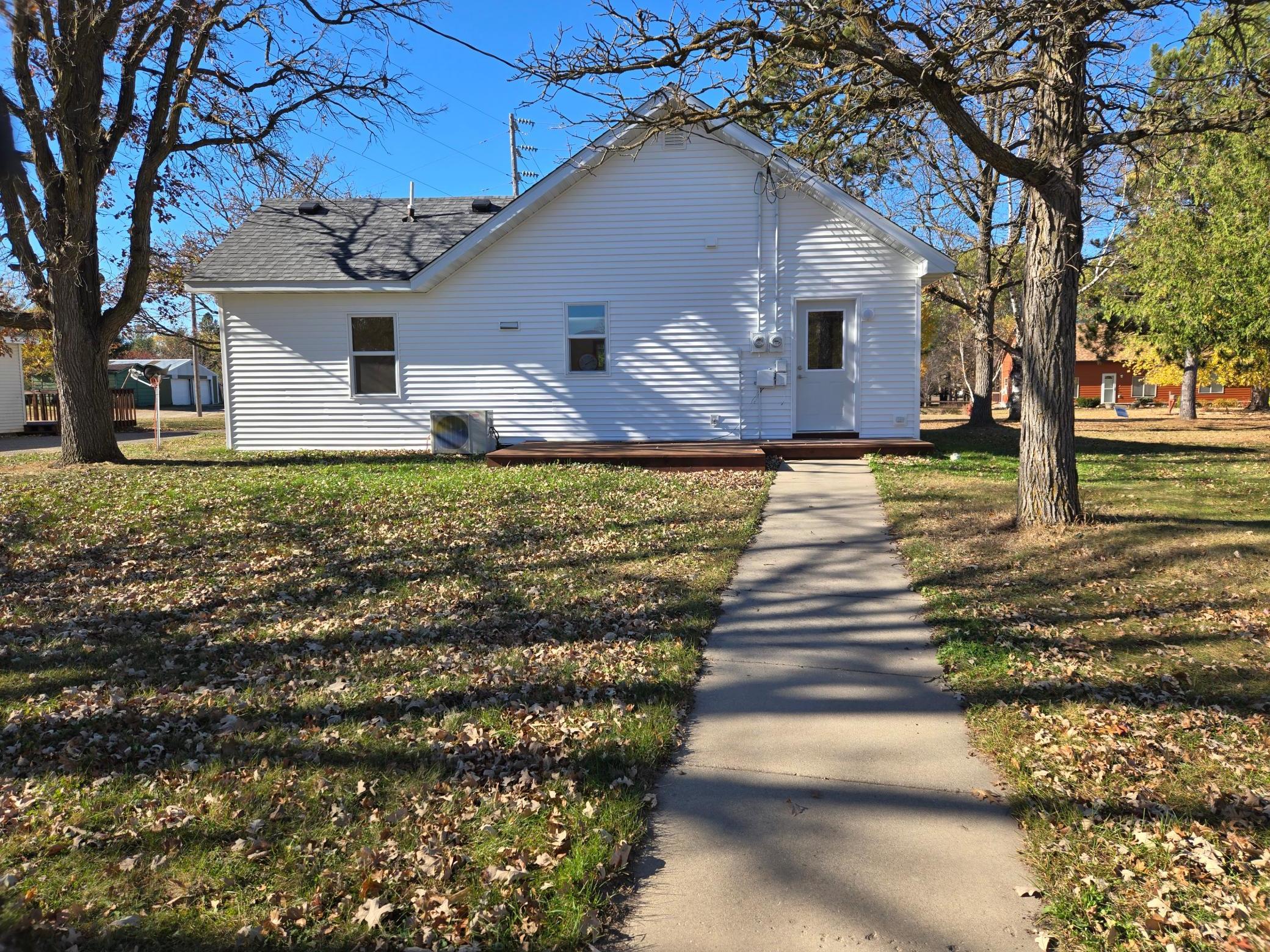 300 Central Avenue S