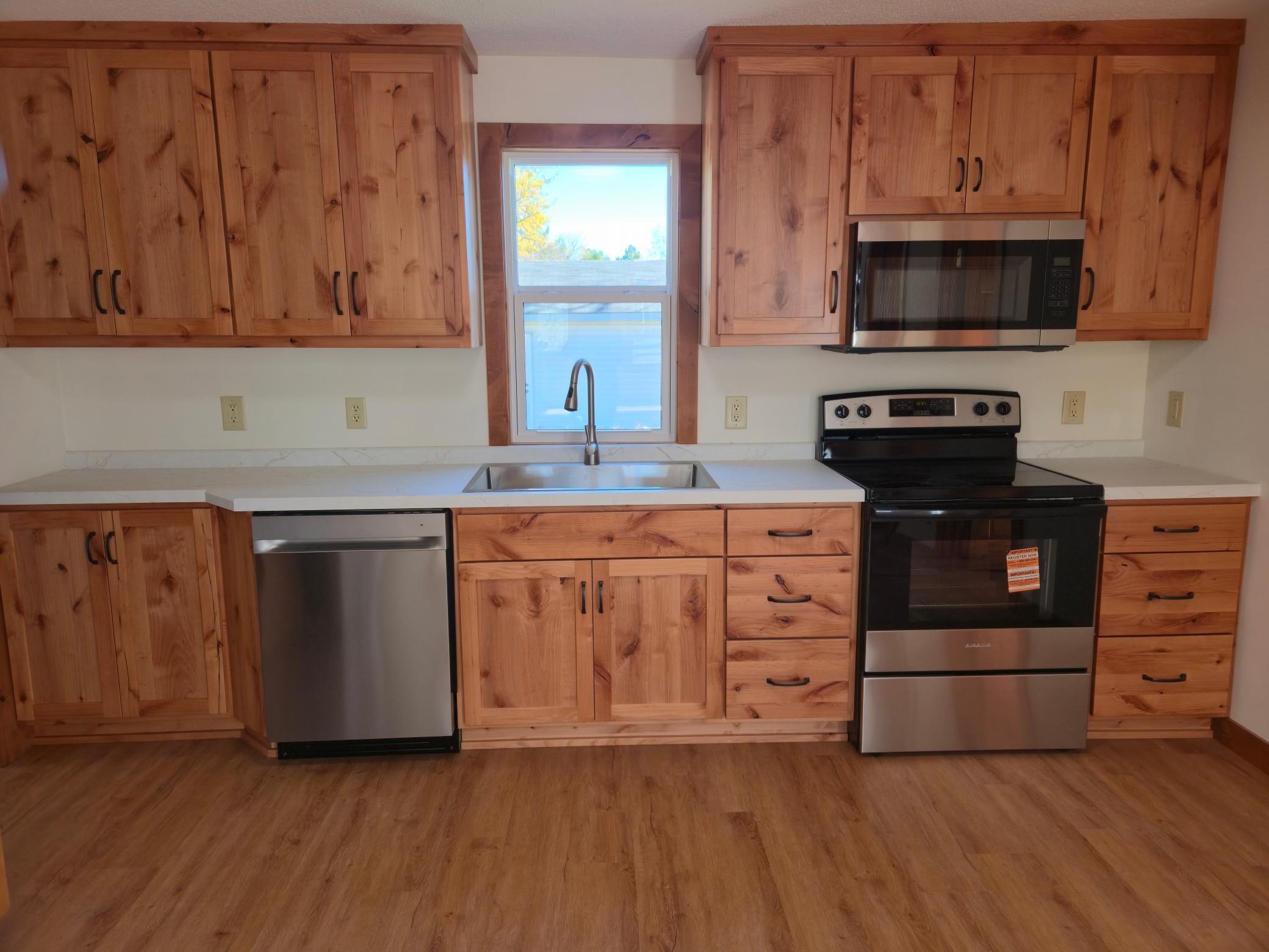 300 Central Avenue S