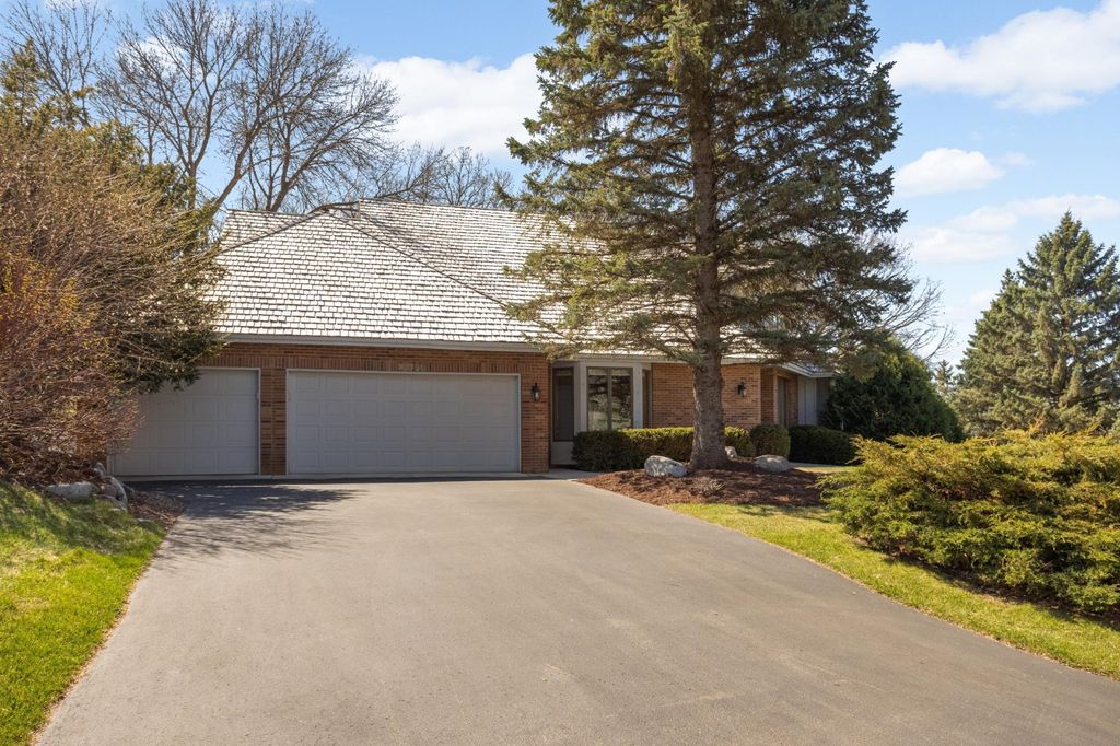 Photo of 13796 Guild Avenue, Apple Valley, MN 55124 (MLS # 7052614)