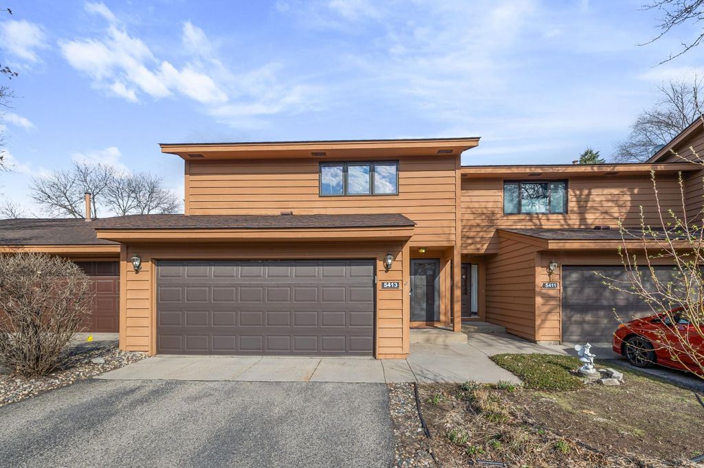 Photo of 5413 Upper 147th Street W, Apple Valley, MN 55124 (MLS # 7057901)