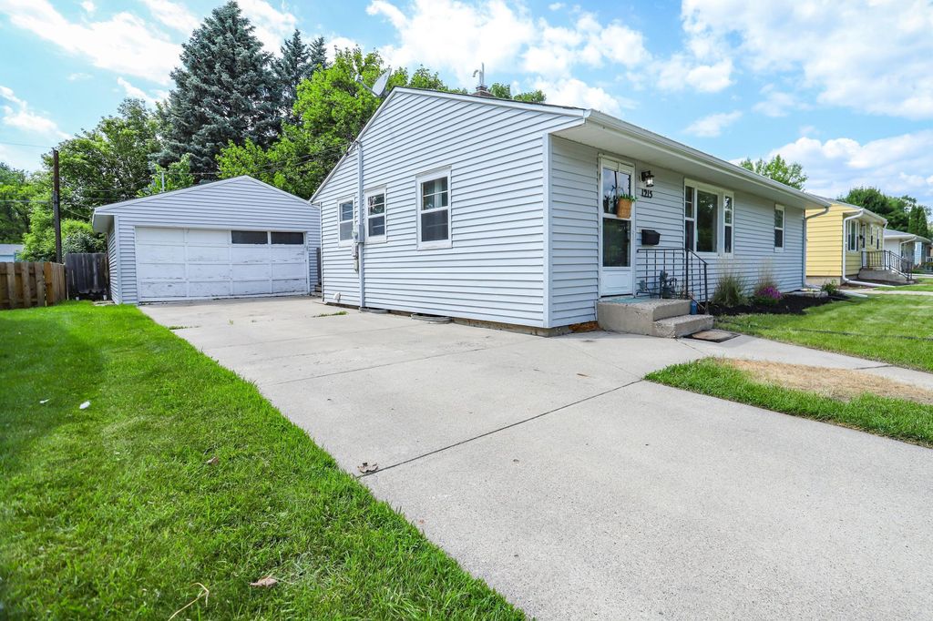 Photo of 1215 12th Street N, Moorhead, MN 56560 (MLS # 7034277)