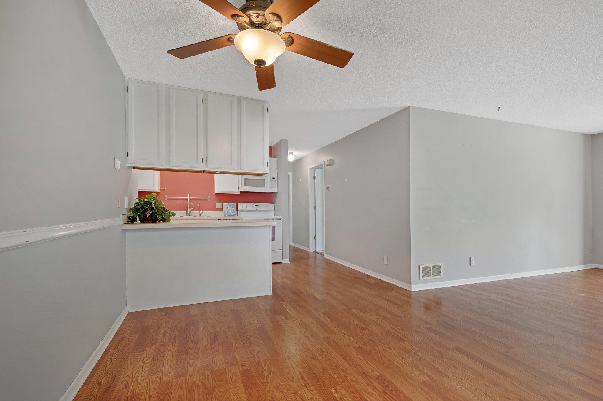 1029 Pond View Court