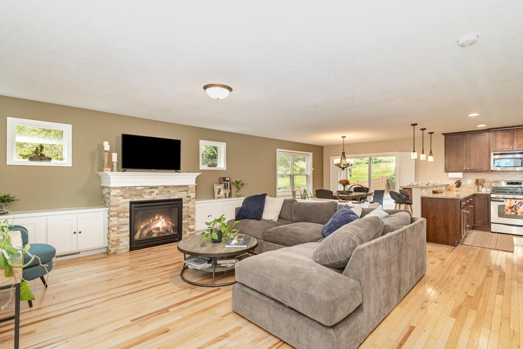 791 Lexington Parkway S