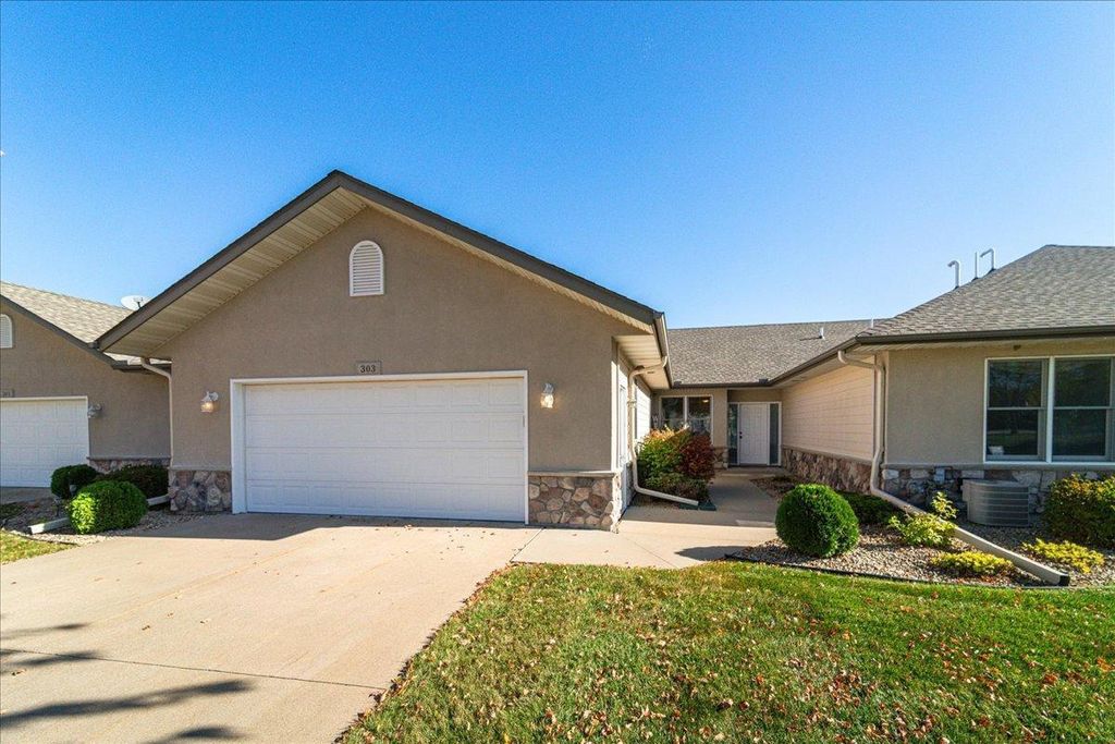 Photo of 303 Fiddler Court SE, New Prague, MN 56071 (MLS # 6803353)