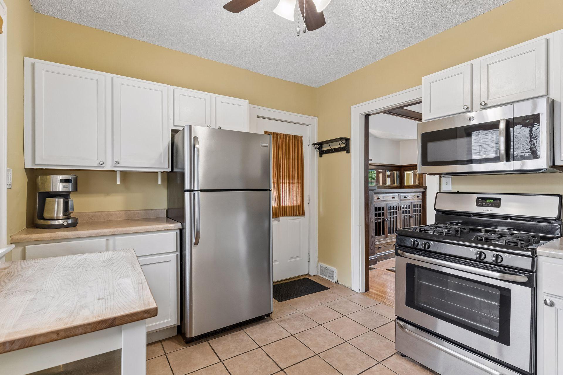 524 Lexington Parkway N