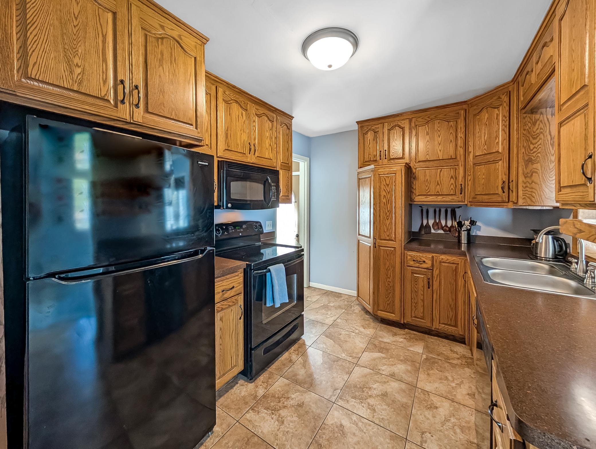 5004 5th Street NE