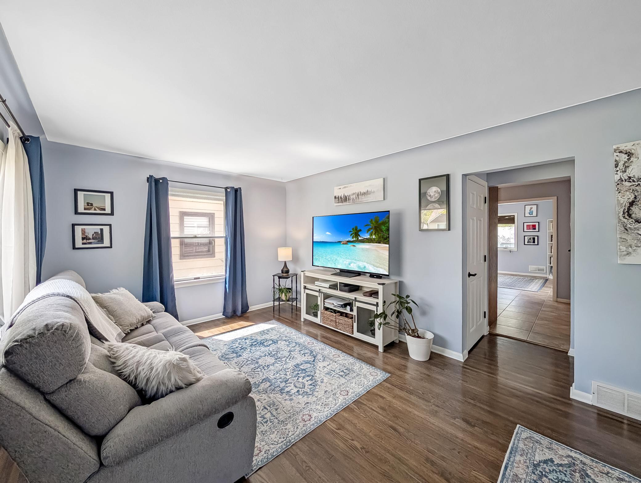 5004 5th Street NE