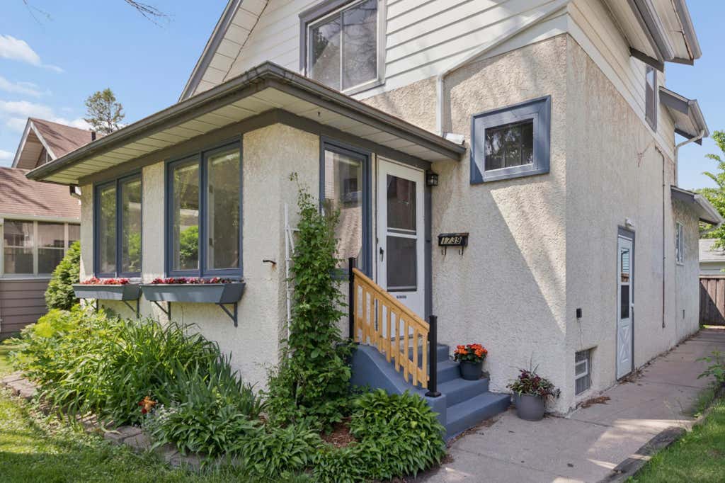 Photo of 1739 Palace Avenue, Saint Paul, MN 55105 (MLS # 6825284)