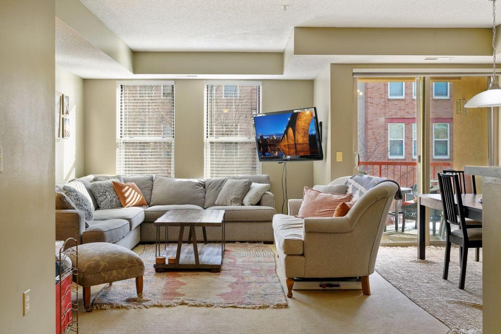 660 N 2nd Street 301